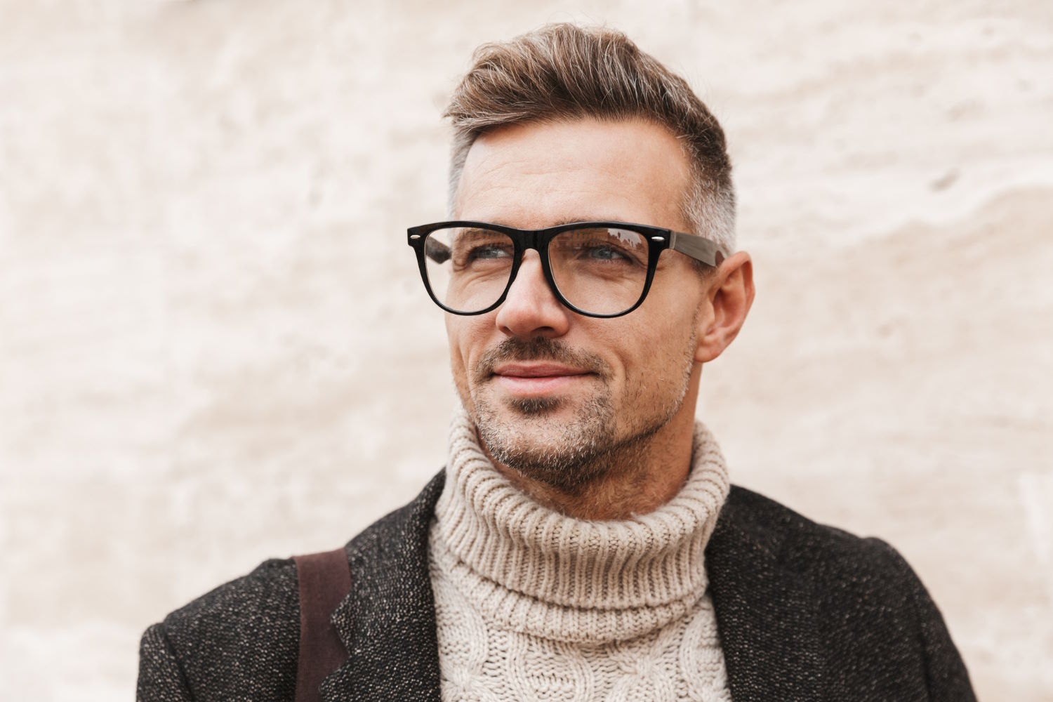 Markowe okulary korekcyjne dla mężczyzn: wybór wysokiej jakości oprawek do wzroku