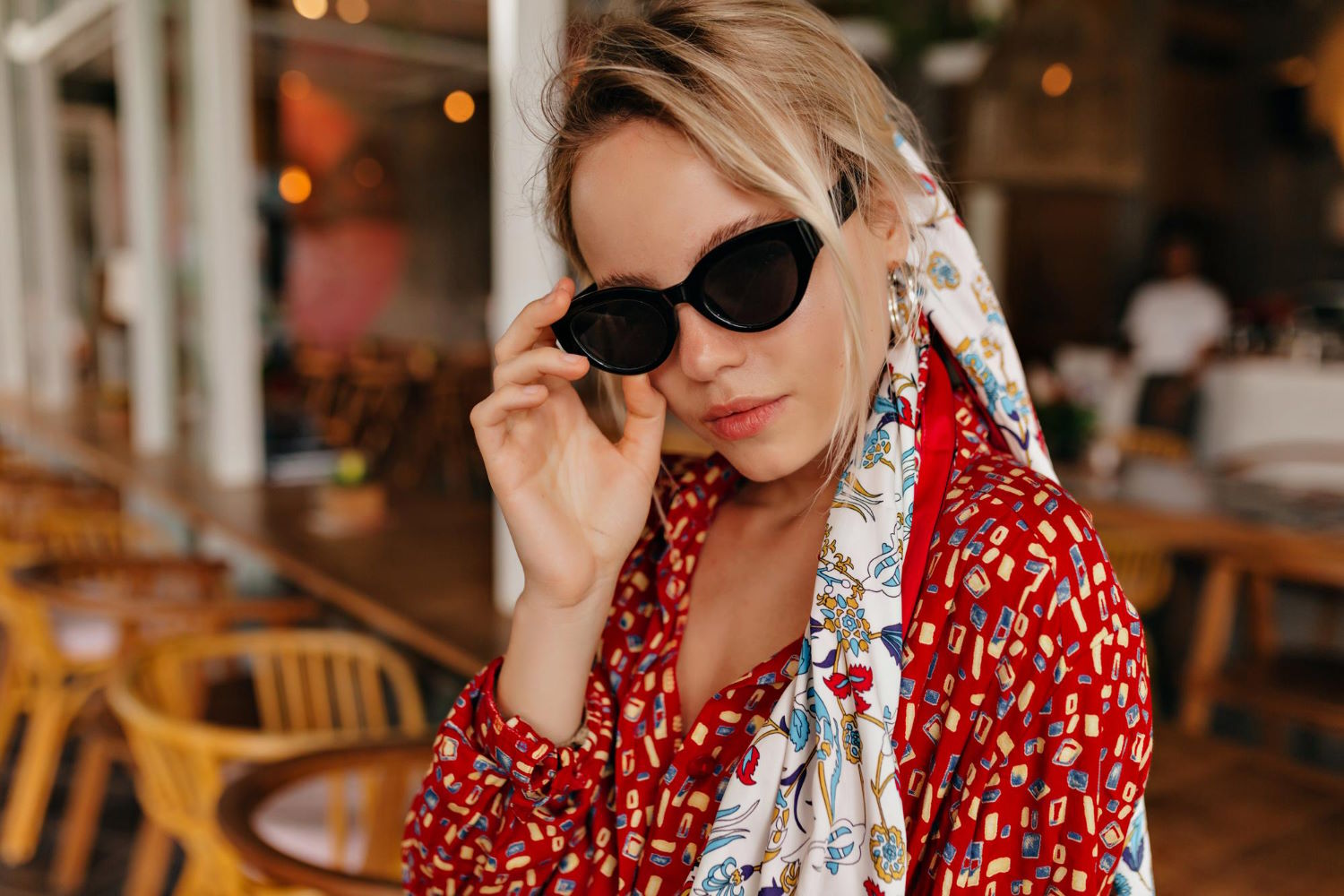 Ekskluzywne okulary przeciwsłoneczne Gucci dla kobiet – połączenie stylu i jakości